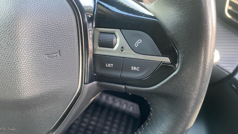 Peugeot 208 1.2 PureTech 100 Allure Premium 5dr Petrol Hatchback